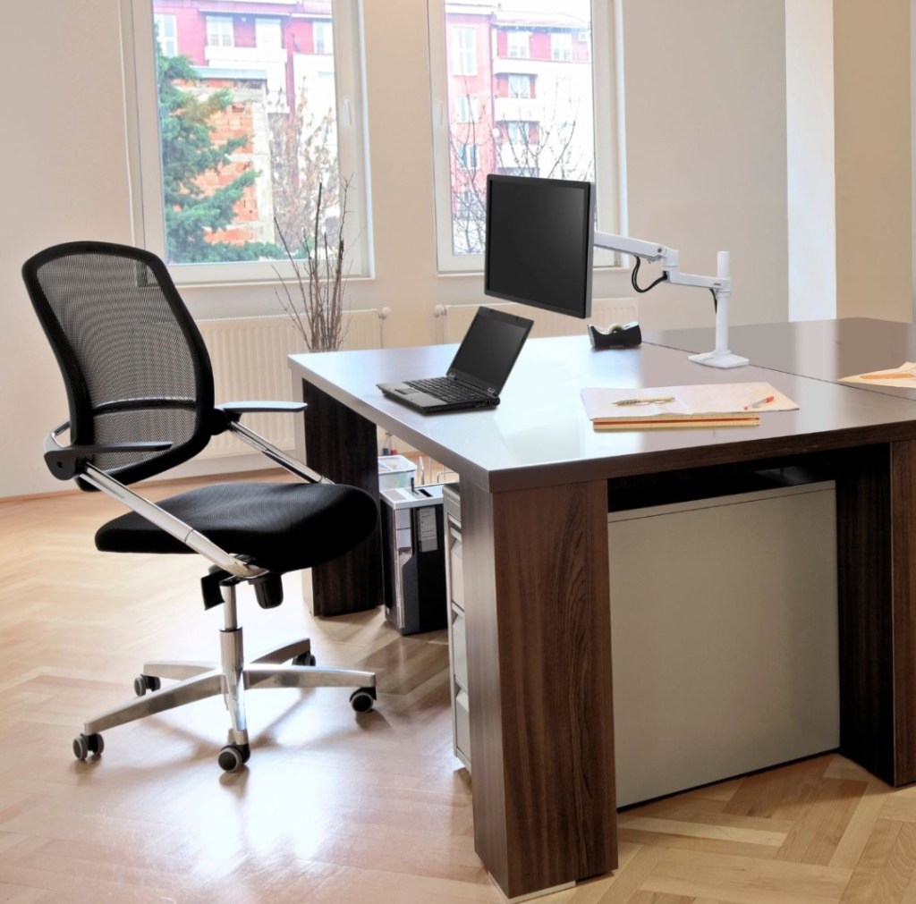 完成したデスク環境イメージ