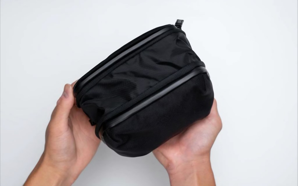 HALFDAY POUCH の収納ポケット